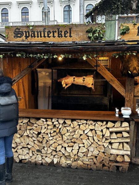food stand at the medieval market on Wittelsbacher Platz