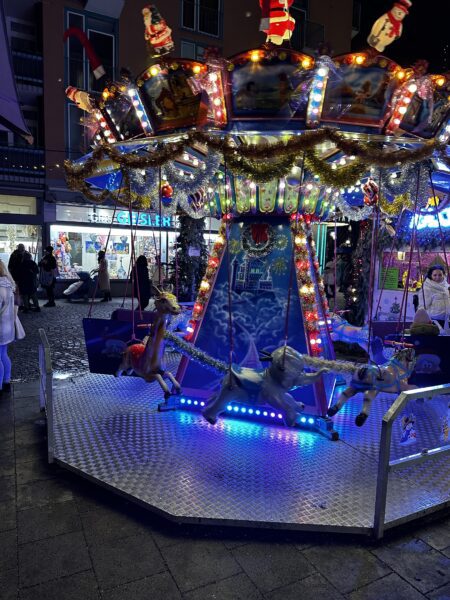 Merry-go-round ride at the Haidhausen market on Weissenberger Platz